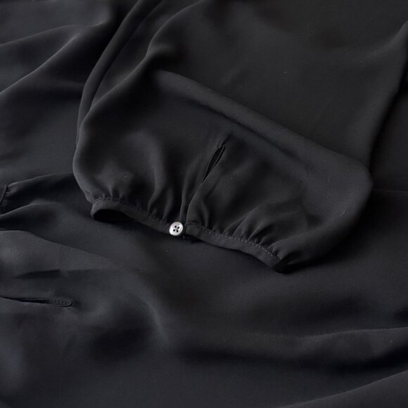 EUC J Crew Blouse Woman's sz 22 Dressy Black Sheer Peephole Tie back - Picture 11 of 12